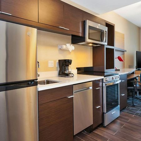Towneplace Suites By Marriott Grand Rapids Airport Southeast Cascade Exterior foto